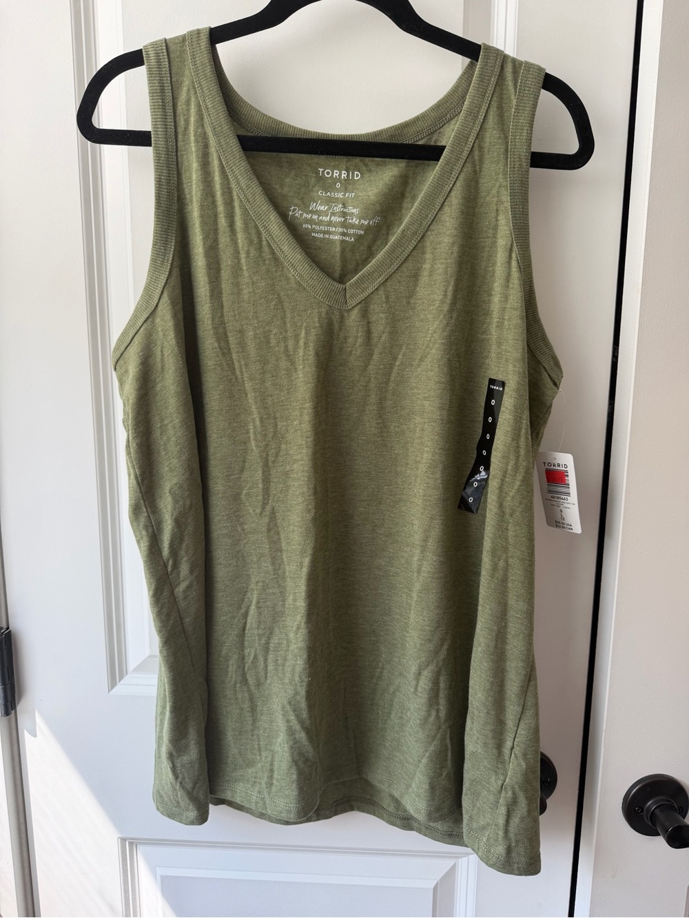 *NWT* Torrid Olive Green V-Neck Tank Top